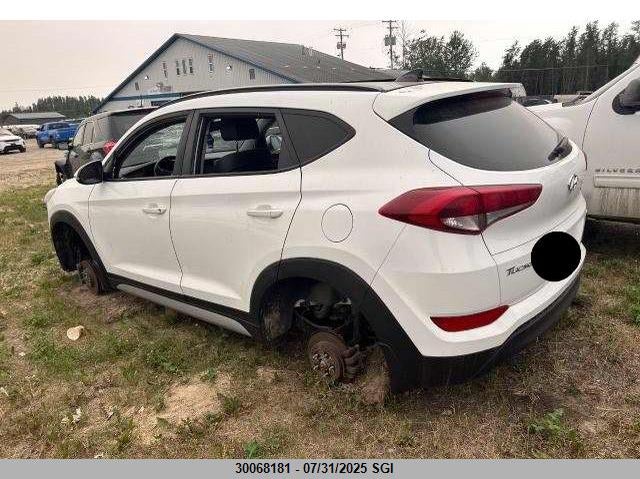 2018 Hyundai Tucson Limited/Sport And Eco/Se VIN: KM8J3CA42JU829785 Lot: 30068181