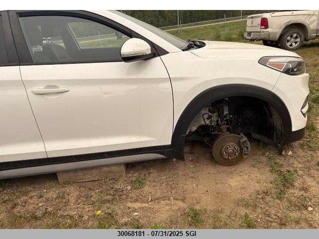 2018 Hyundai Tucson Limited/Sport And Eco/Se VIN: KM8J3CA42JU829785 Lot: 30068181