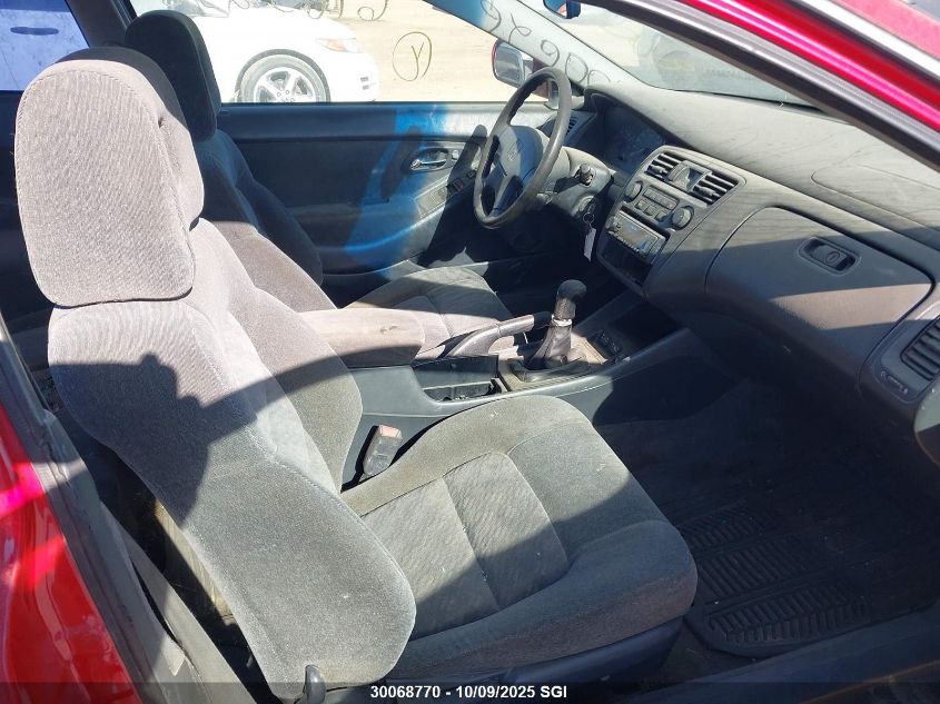 1998 Honda Accord Ex VIN: 1HGCG3157WA800626 Lot: 30068770