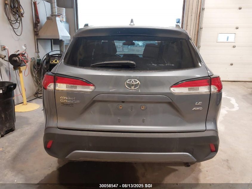 2022 Toyota Corolla Cross Le VIN: 7MUBAABG3NV043666 Lot: 30058547