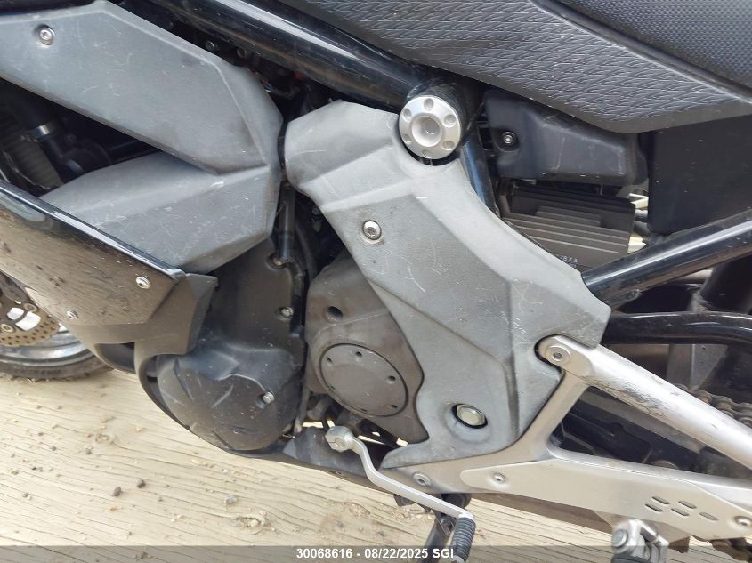 2011 Kawasaki Ex400 Cb VIN: JKAEXKC14BDA03672 Lot: 30068616