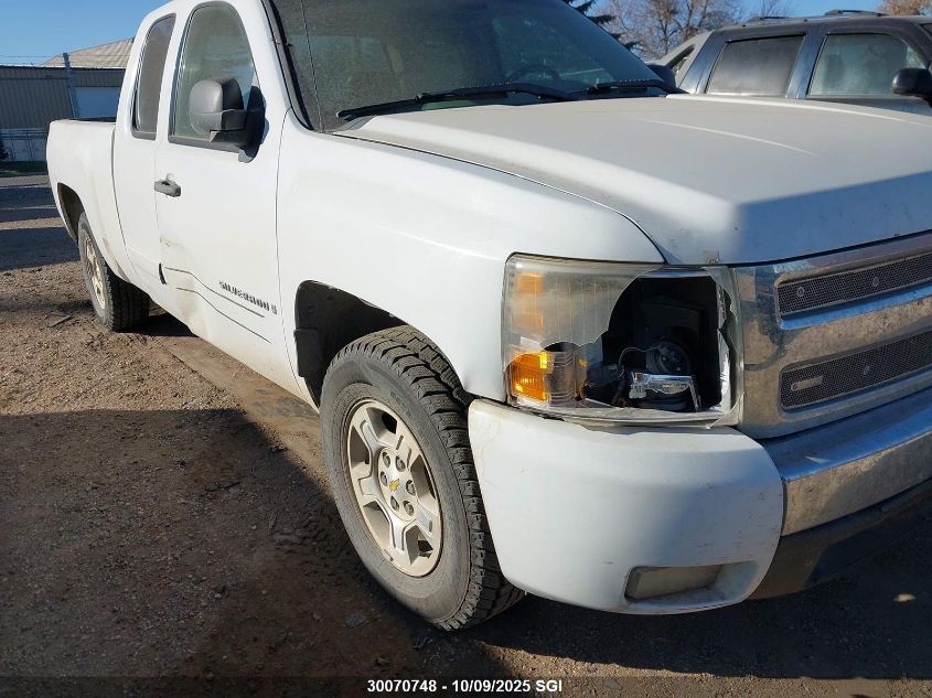 2008 Chevrolet Silverado K1500 VIN: 1GCEK19008E153498 Lot: 30070748