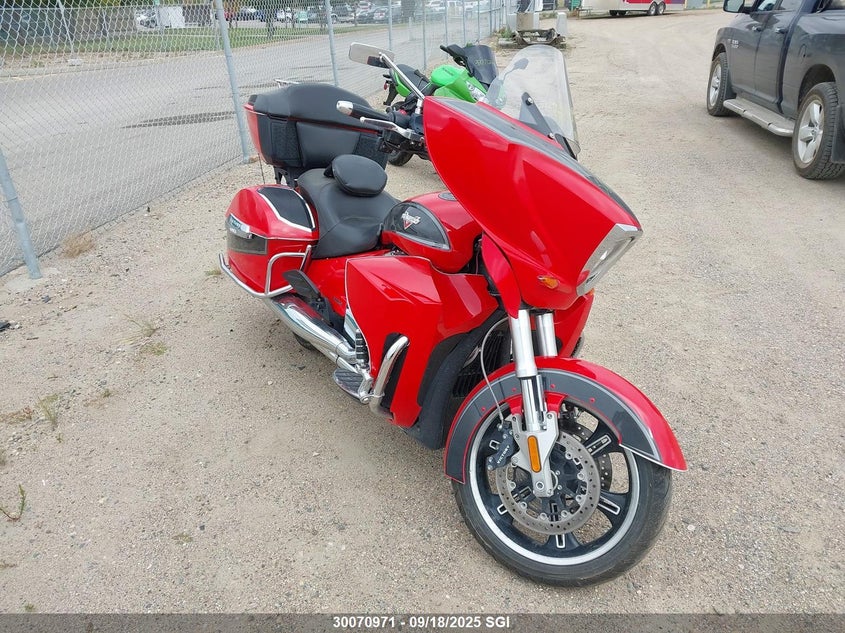 5VPTW36N0F3039647 2015 Victory Motorcycles Cross Country Tour auction photo 1