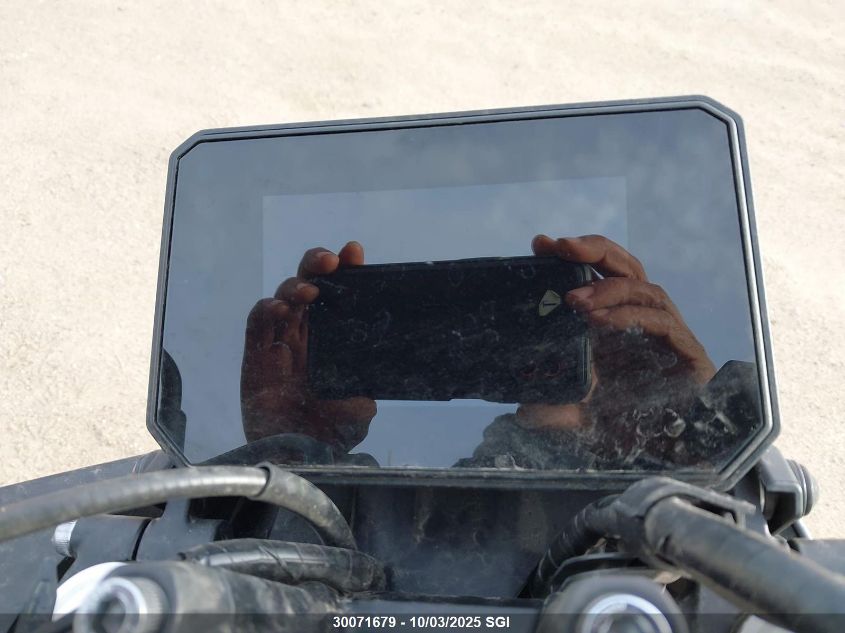 2025 Yamaha VIN: JYARM48NXSA000583 Lot: 30071679