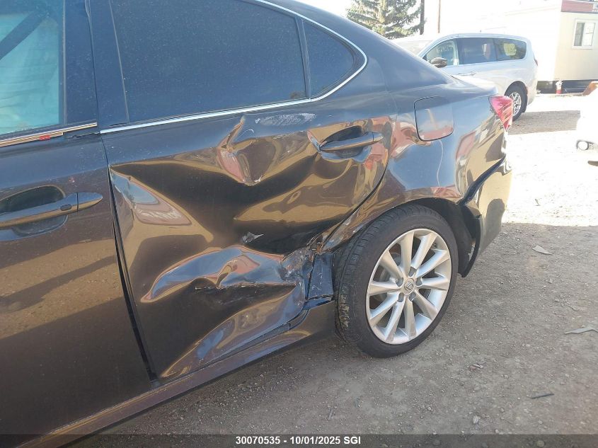 2009 Lexus Is 250 VIN: JTHCK262595034137 Lot: 30070535