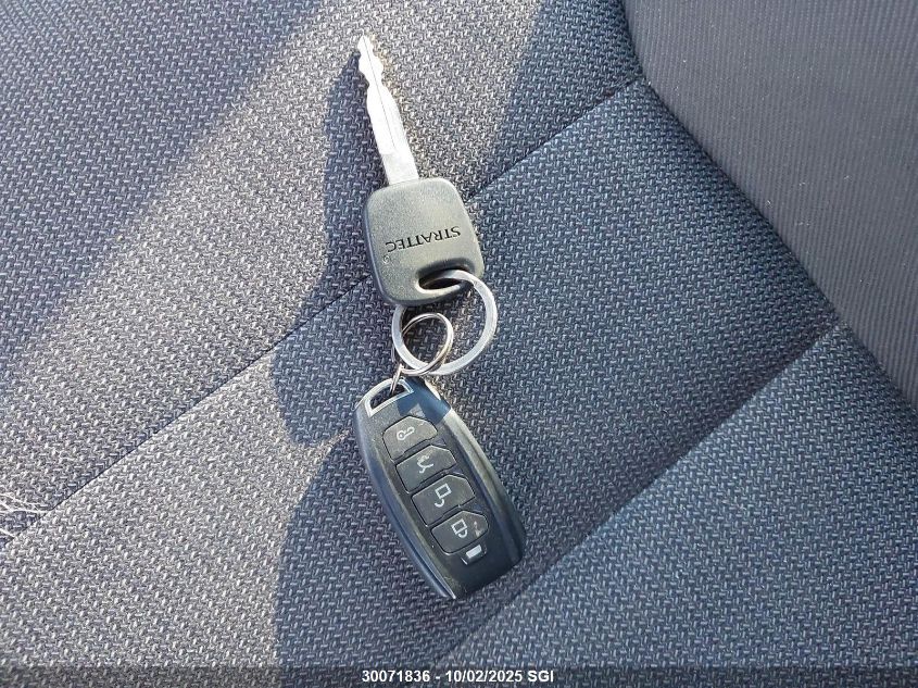 2002 Ford Escape Xlt VIN: 1FMYU04172KD56166 Lot: 30071836