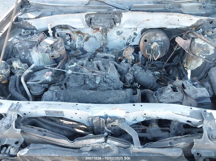 2002 Ford Escape Xlt VIN: 1FMYU04172KD56166 Lot: 30071836