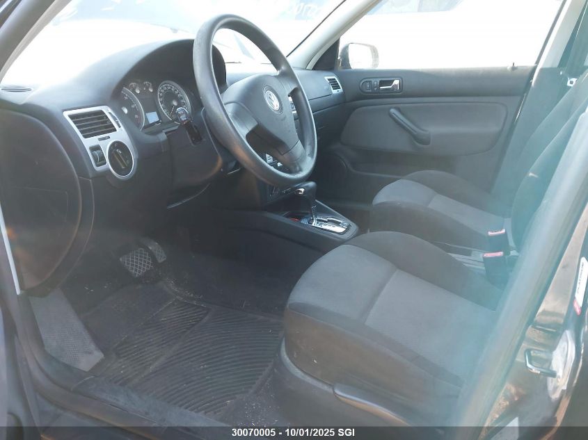 2008 Volkswagen City Jetta VIN: 3VWTK49M38M677375 Lot: 30070005