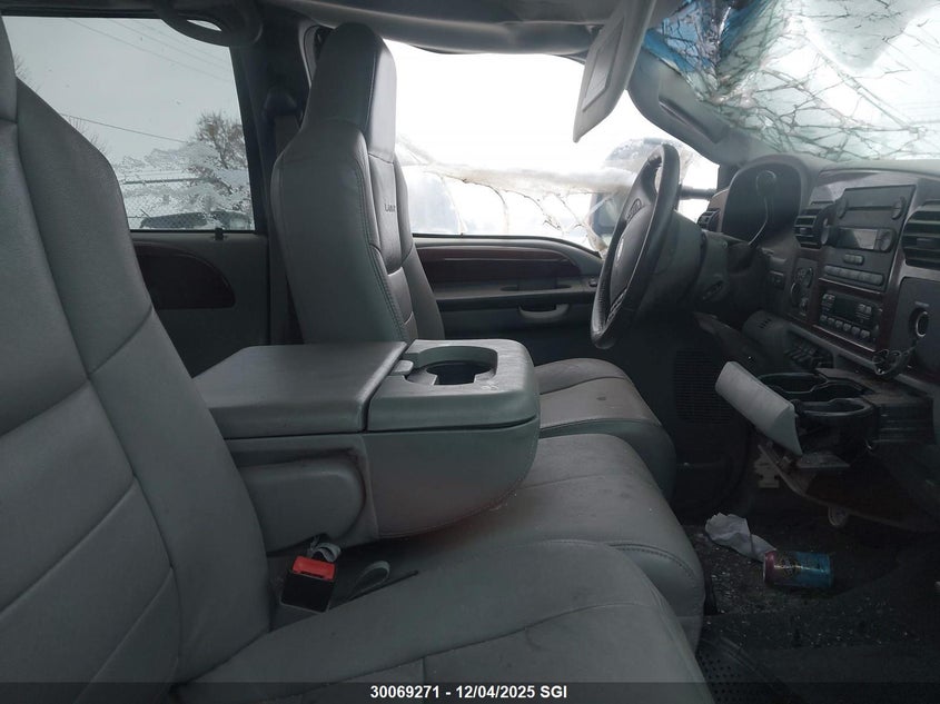 1FTWW31PX5EB54795 2005 FORD F350 photo no. 5