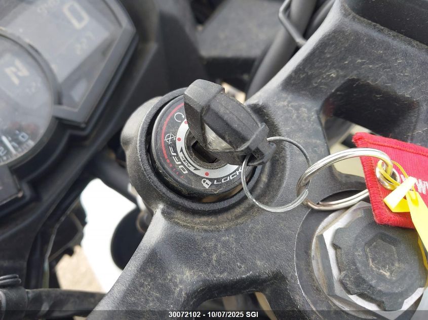 2023 Kawasaki Ex400 VIN: JKAEXKG13PDAR3043 Lot: 30072102