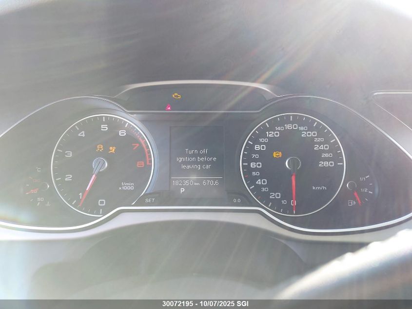 2013 Audi A4 Premium VIN: WAUBFCFL2DN013767 Lot: 30072195