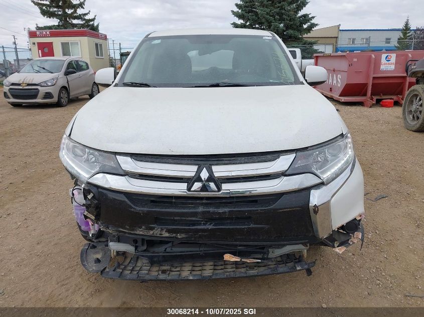 2018 Mitsubishi Outlander Es VIN: JA4AZ2A35JZ615679 Lot: 30068214