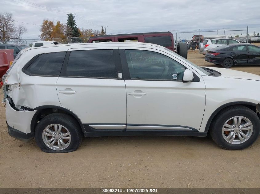 2018 Mitsubishi Outlander Es VIN: JA4AZ2A35JZ615679 Lot: 30068214