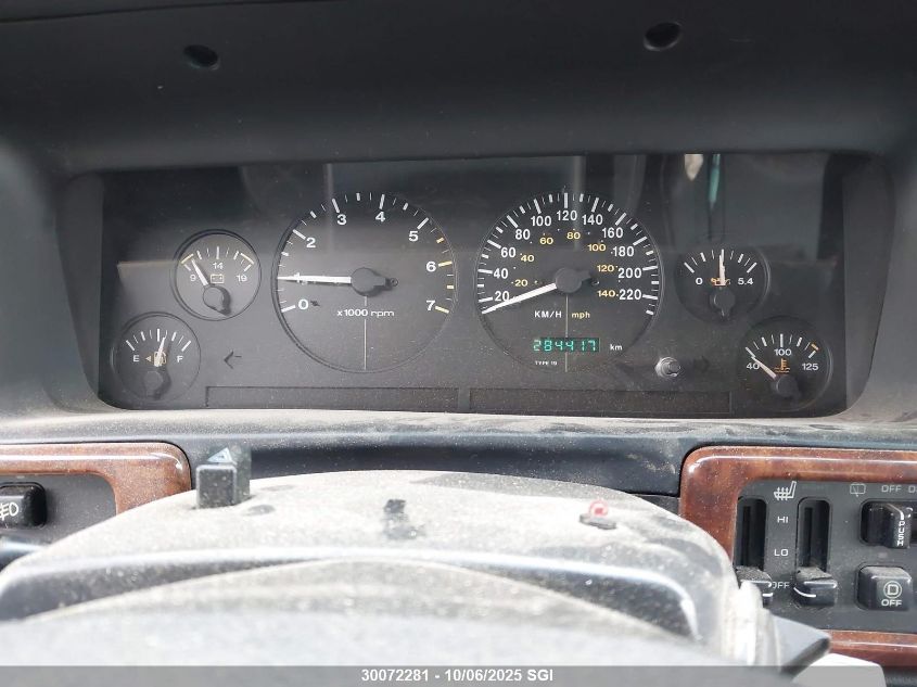 1998 Jeep Grand Cherokee Limited VIN: 1J4GZ78S3WC300555 Lot: 30072281