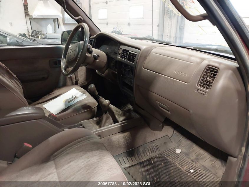 1999 Toyota Tacoma Xtracab VIN: 4TAWN72N7XZ418215 Lot: 30067788