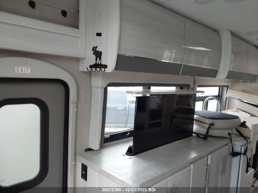 2021 Ford Transit T-350 Hd VIN: 1FDRU8PG7MKA00452 Lot: 30072390