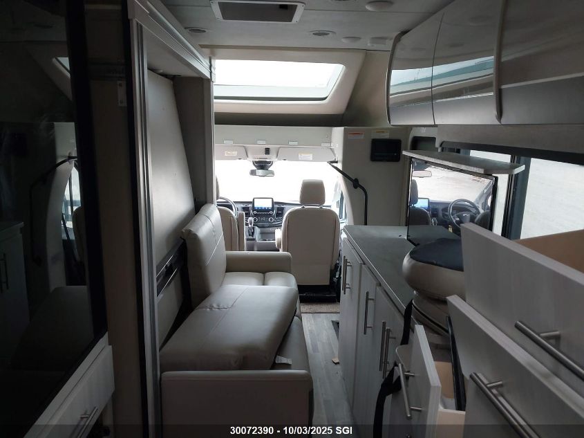 2021 Ford Transit T-350 Hd VIN: 1FDRU8PG7MKA00452 Lot: 30072390