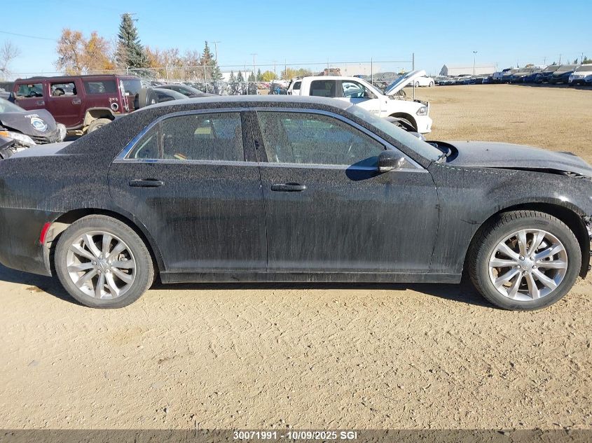 2021 Chrysler 300 Touring VIN: 2C3CCARG9MH685454 Lot: 30071991