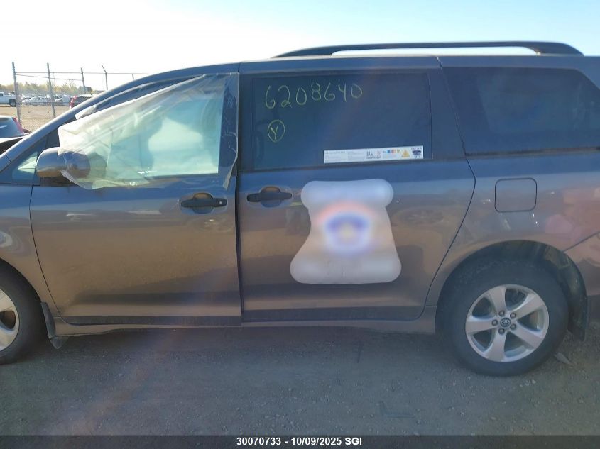 2019 Toyota Sienna VIN: 5TDZZ3DC1KS009082 Lot: 30070733