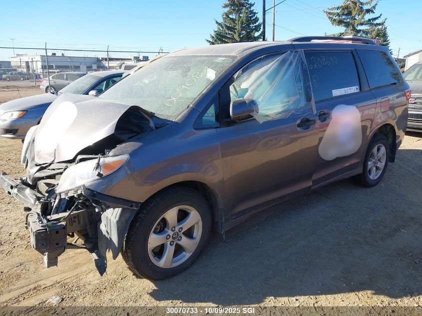 2019 Toyota Sienna VIN: 5TDZZ3DC1KS009082 Lot: 30070733