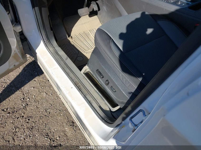 2017 Ford Escape Se VIN: 1FMCU9GDXHUC68715 Lot: 30072483