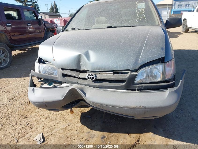 2000 Toyota Sienna Ce VIN: 4T3ZF19C2YU306620 Lot: 30071286