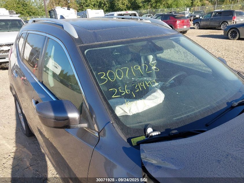 2017 Nissan Rogue Sv/Sl VIN: 5N1AT2MV2HC789223 Lot: 30071928