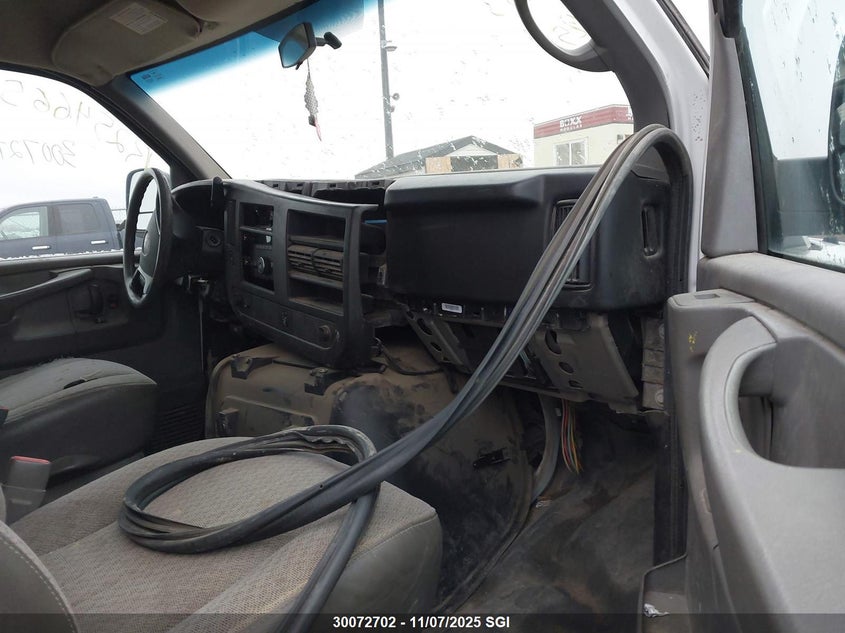 1GTW7FBA0E1197283 2014 GMC SAVANA photo no. 5