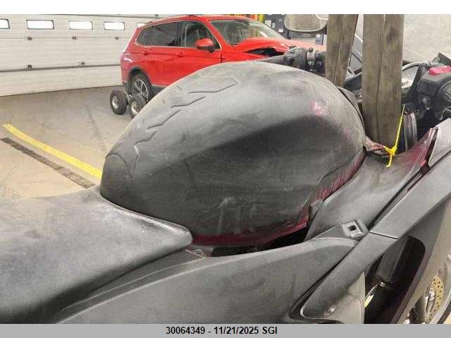 2012 Honda Cbr250 R VIN: MLHMC4124C5300290 Lot: 30064349