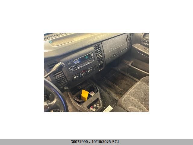 2004 Dodge Dakota Quad Sport VIN: 1D7HG38N94S745362 Lot: 30072990