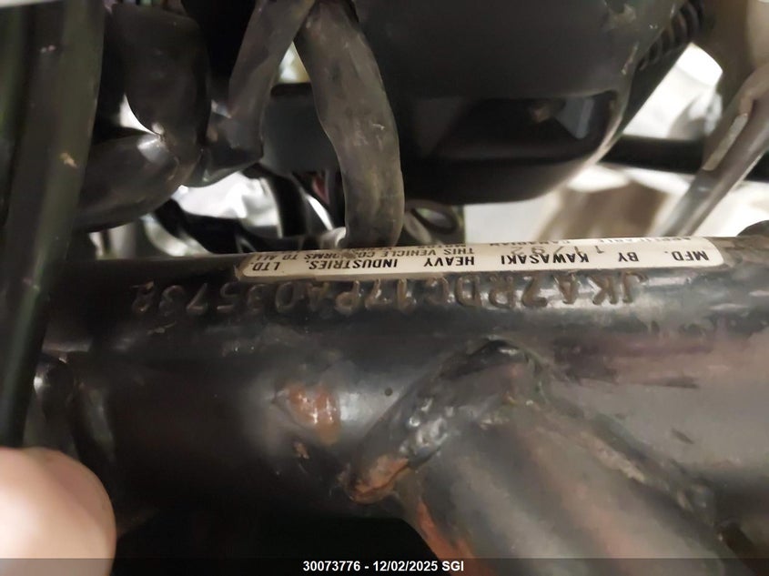 JKAZRDC17PA035738 1993 KAWASAKI ZR photo no. 10