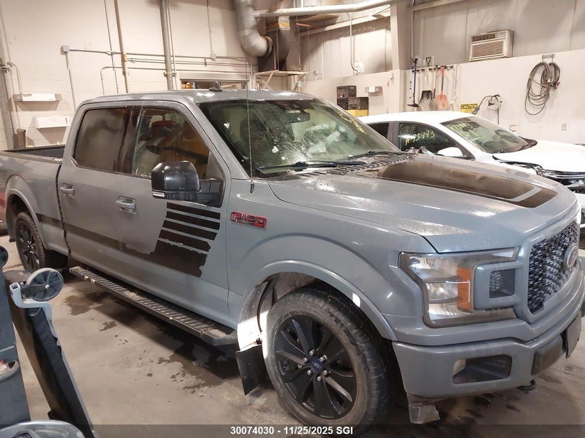 FORD F-150 SUPERCREW