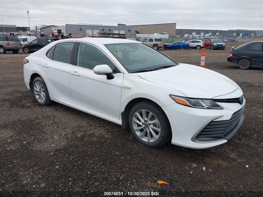 TOYOTA CAMRY LE