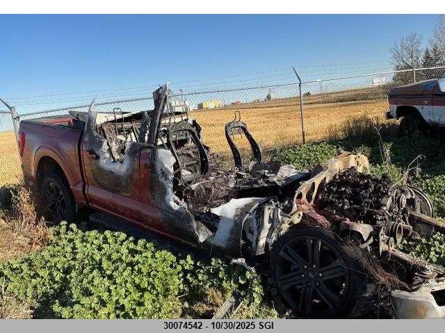 FORD F-150 SUPERCREW