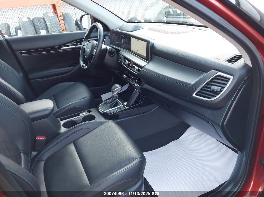 2024 Kia Seltos Sx VIN: KNDETCA75R7533055 Lot: 30074096