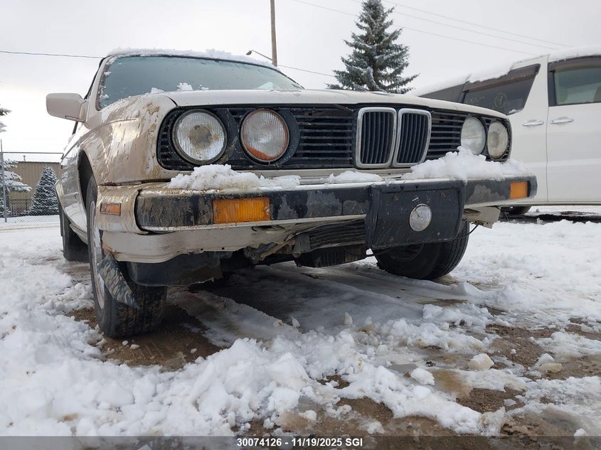1989 BMW 325 I Automatic VIN: WBABB230XKEC18754 Lot: 30074126