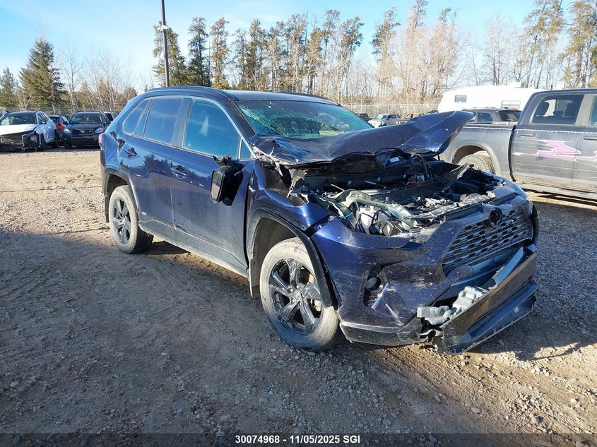 2T3RWRFV9MW118093 2021 Toyota Rav4 Xle auction photo 1