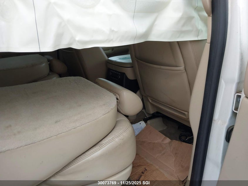 2009 Cadillac Escalade Luxury VIN: 1GYFK23229R208140 Lot: 30073769