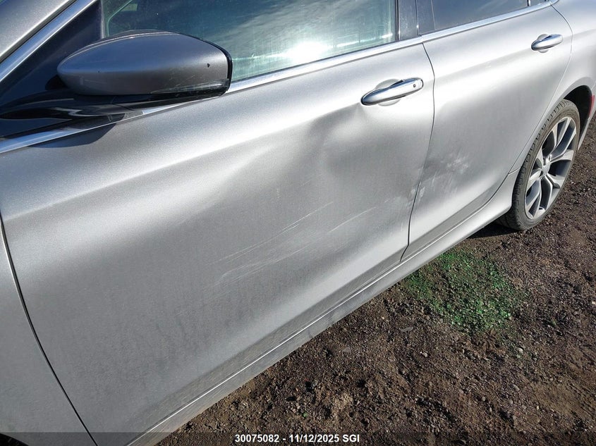 1C3CCCCG4GN153707 2016 CHRYSLER 200 photo no. 6