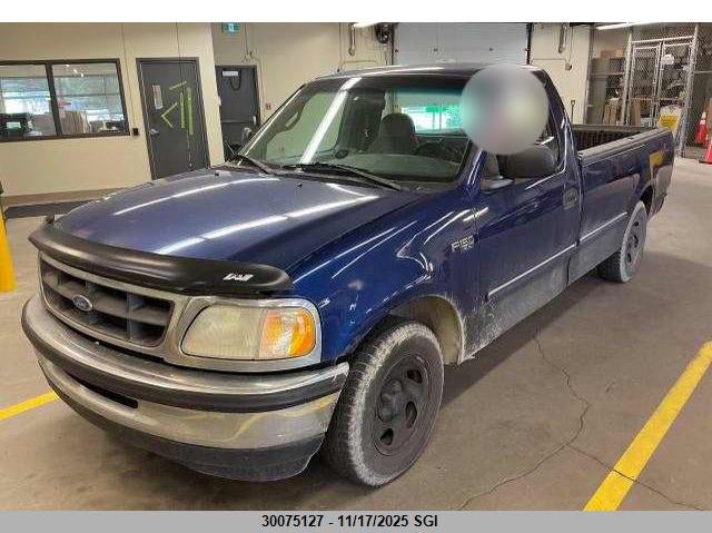 2FTDF172XVCA49526 1997 FORD F-150 photo no. 2