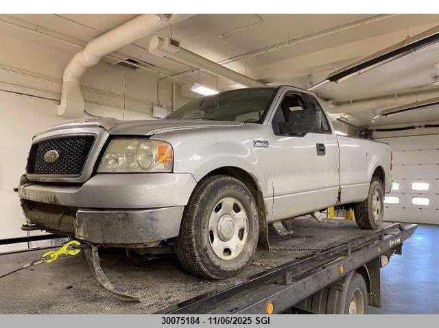 1FTVF14575NA29120 2005 FORD F-150 photo no. 2