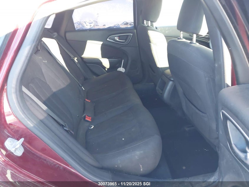 2015 Chrysler 200 Lx VIN: 1C3CCCFB3FN564692 Lot: 30073965