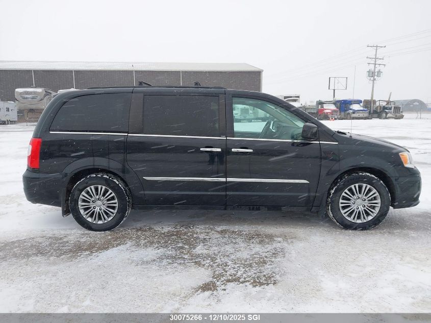 2014 Chrysler Town & Country Touring L VIN: 2C4RC1CG8ER231142 Lot: 30075266