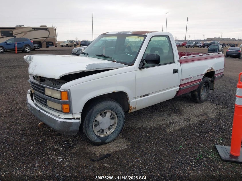 1GCDC14H9PZ257968 1993 CHEVROLET GMT-400 photo no. 2