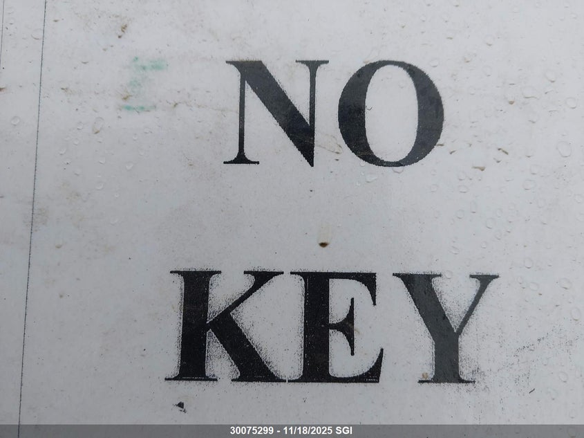 2000 Mazda 626 Es/Lx VIN: 1YVGF22C0Y5116632 Lot: 30075299