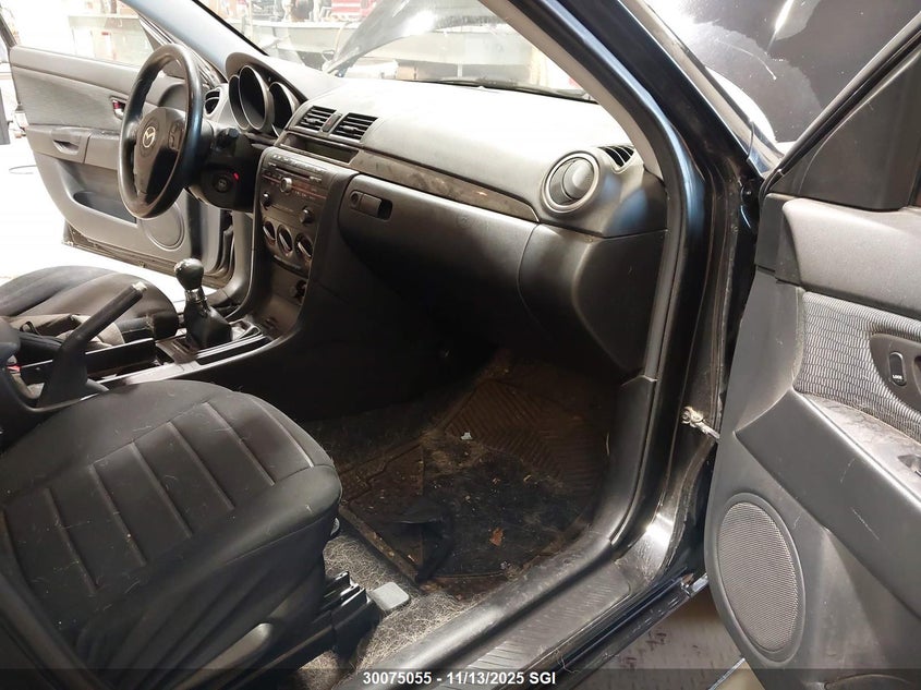 JM1BK32F281878962 2008 MAZDA 3 photo no. 5
