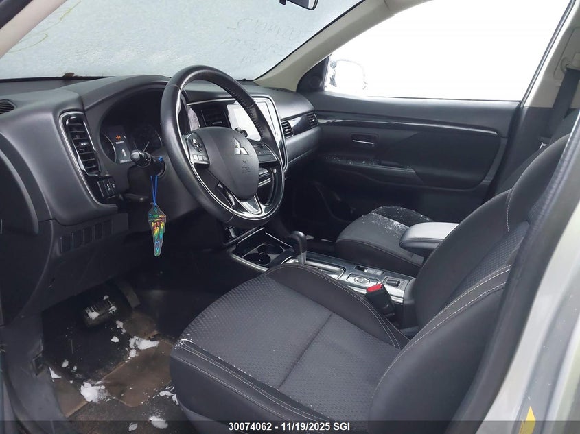 2019 Mitsubishi Outlander Es VIN: JA4AZ2A32KZ604592 Lot: 30074062