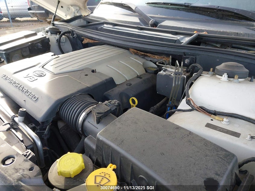 2009 Land Rover Range Rover Supercharged VIN: SALMF13419A302692 Lot: 30074690