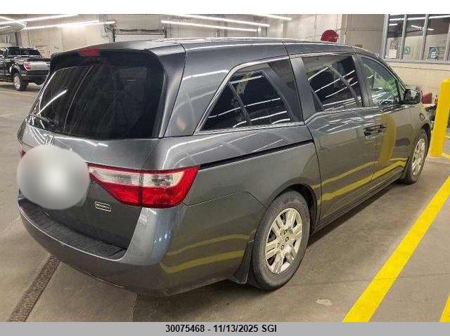 5FNRL5H25BB502458 2011 HONDA ODYSSEY photo no. 4