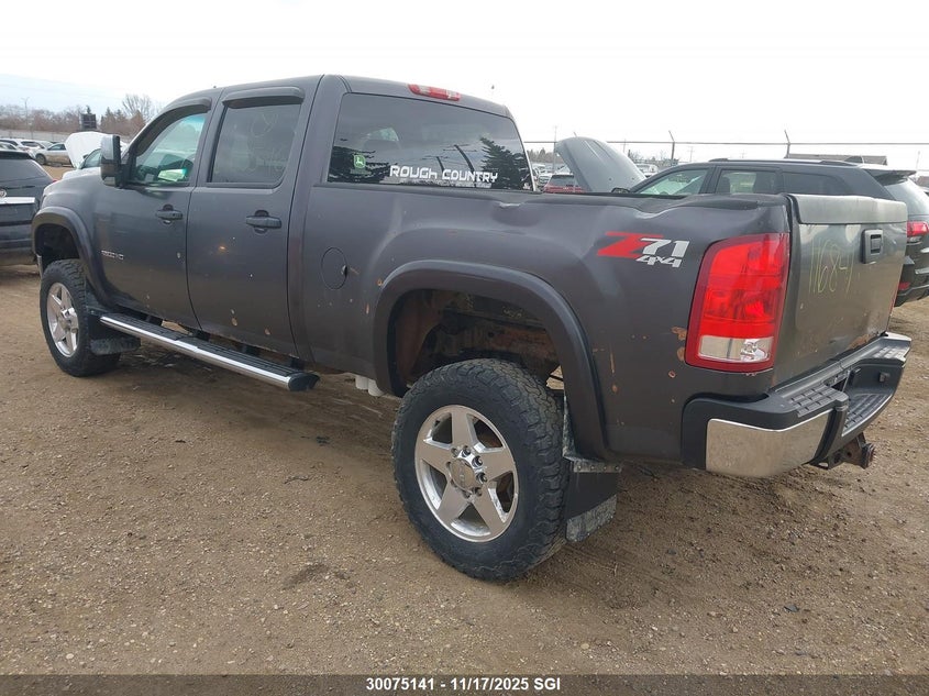 1GT423C81BF116841 2011 GMC SIERRA photo no. 3